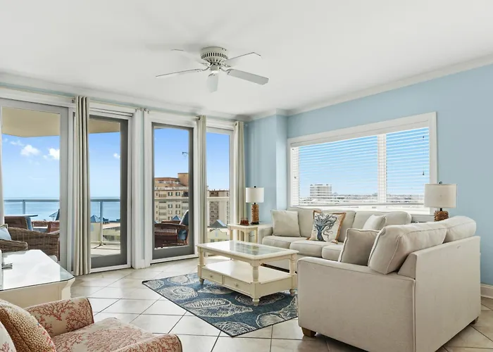 Oceanview 3br3ba With Rooftop Pool, Balcony, And Ocean & Bay Views Holiday home