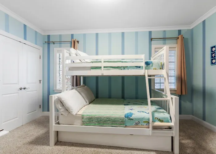 Holiday home Oceanview 3br3ba With Rooftop Pool, Balcony, And Ocean & Bay Views Ocean City