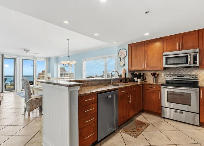 Oceanview 3br3ba With Rooftop Pool, Balcony, And Ocean & Bay Views Holiday home *