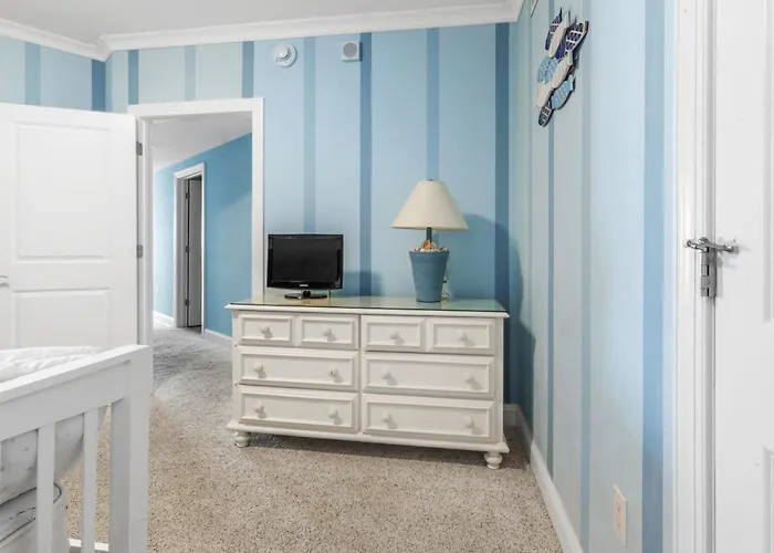 Holiday home Oceanview 3br3ba With Rooftop Pool, Balcony, And Ocean & Bay Views Ocean City