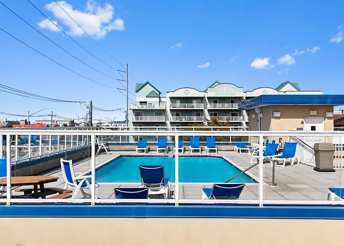 Oceanview 3br3ba With Rooftop Pool, Balcony, And Ocean & Bay Views Ocean City